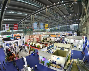 精密零部件去毛刺拋光機設備 的用途及原理分析